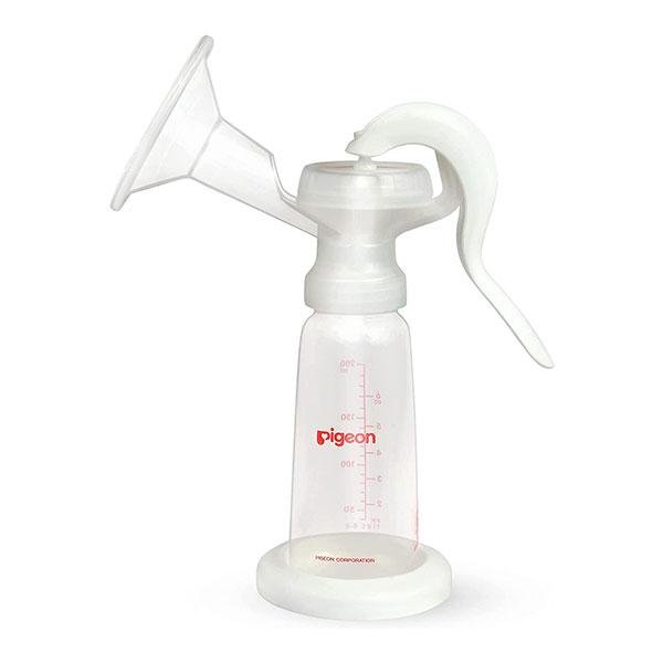 Pigeon Manual Breast Pump Basic Edition 1's
