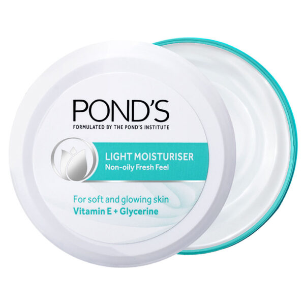 Ponds Light Moisturiser 100ml